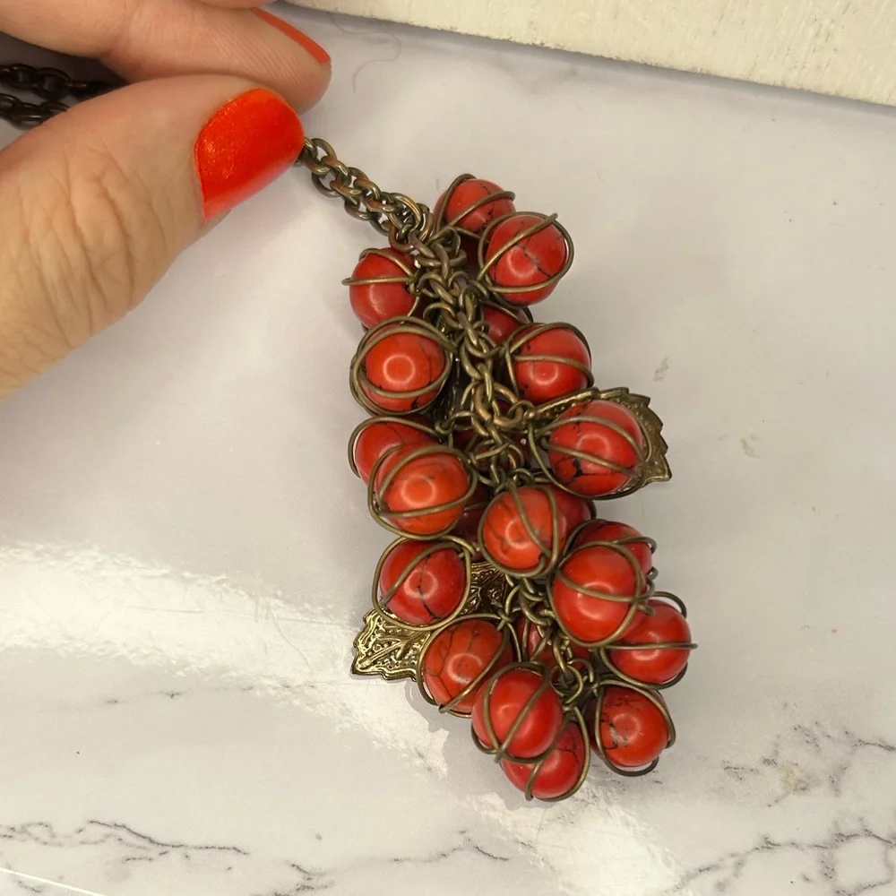 !!HOST PICK!! Vintage Red Berry Cluster Necklace - Picture 5 of 9
